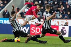 B体育app下载地址-维罗纳客场平局，战绩稳定在中游位置