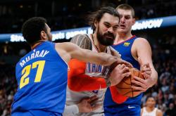 B体育app下载地址-联盟球队在季后赛中逐渐展现实力