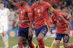 欧洲足球盛宴，顶级球队对决激情四射