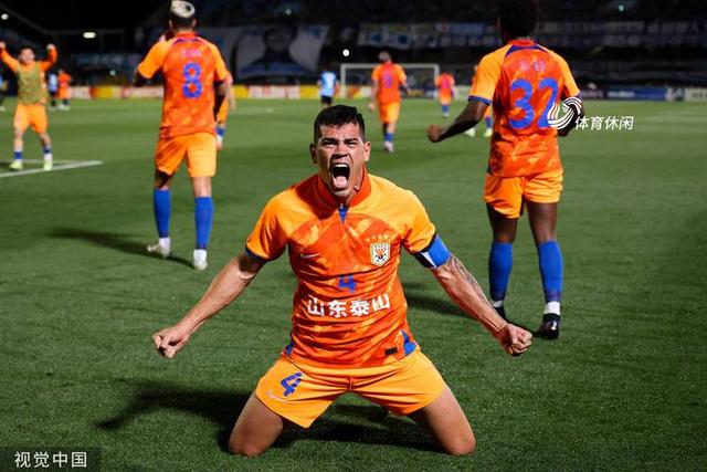 包含鹿岛鹿角主场优势明显，球迷期待逆转奇迹的词条