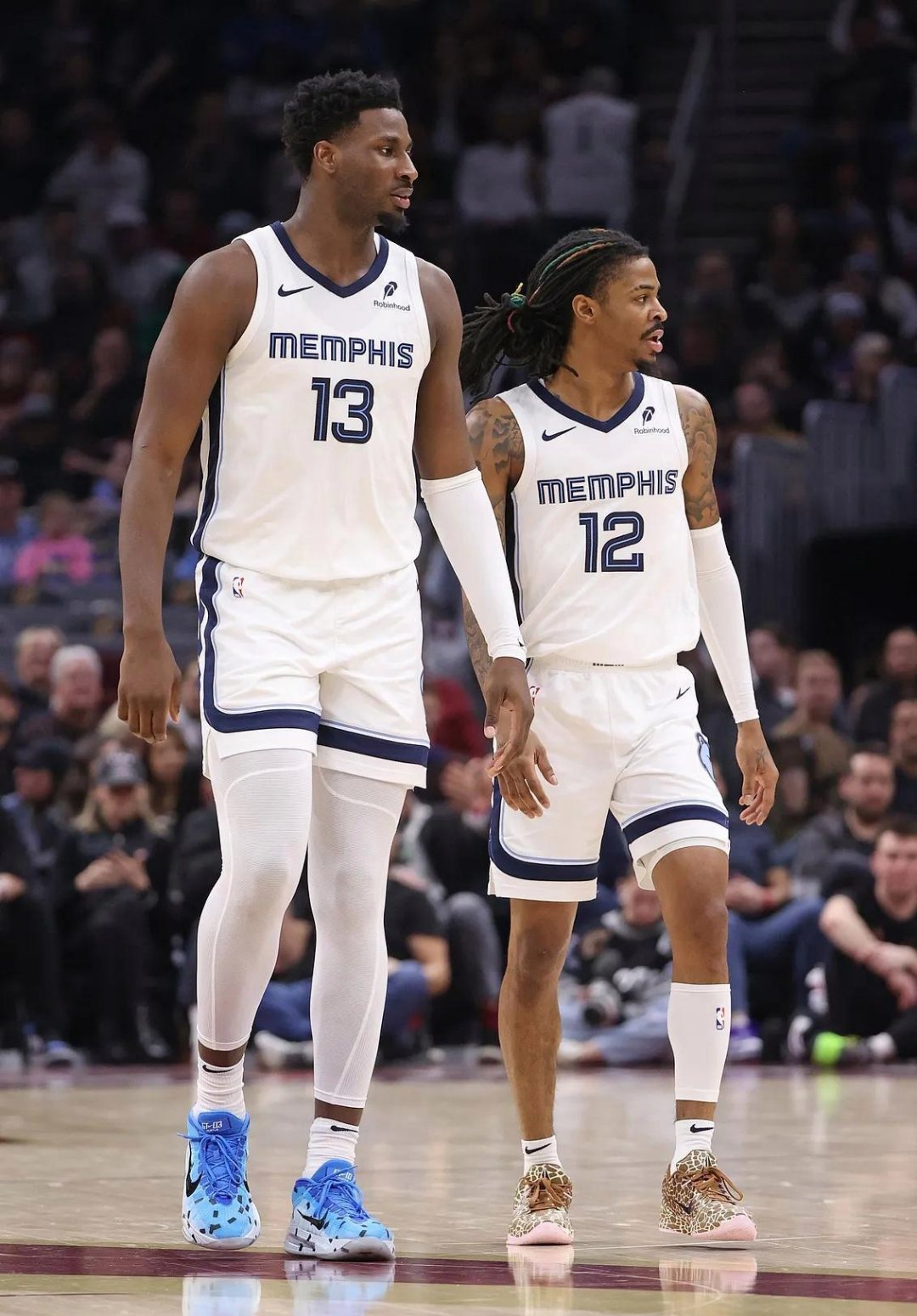 爵士大胜灰熊，戈贝尔双20+表现出色的简单介绍