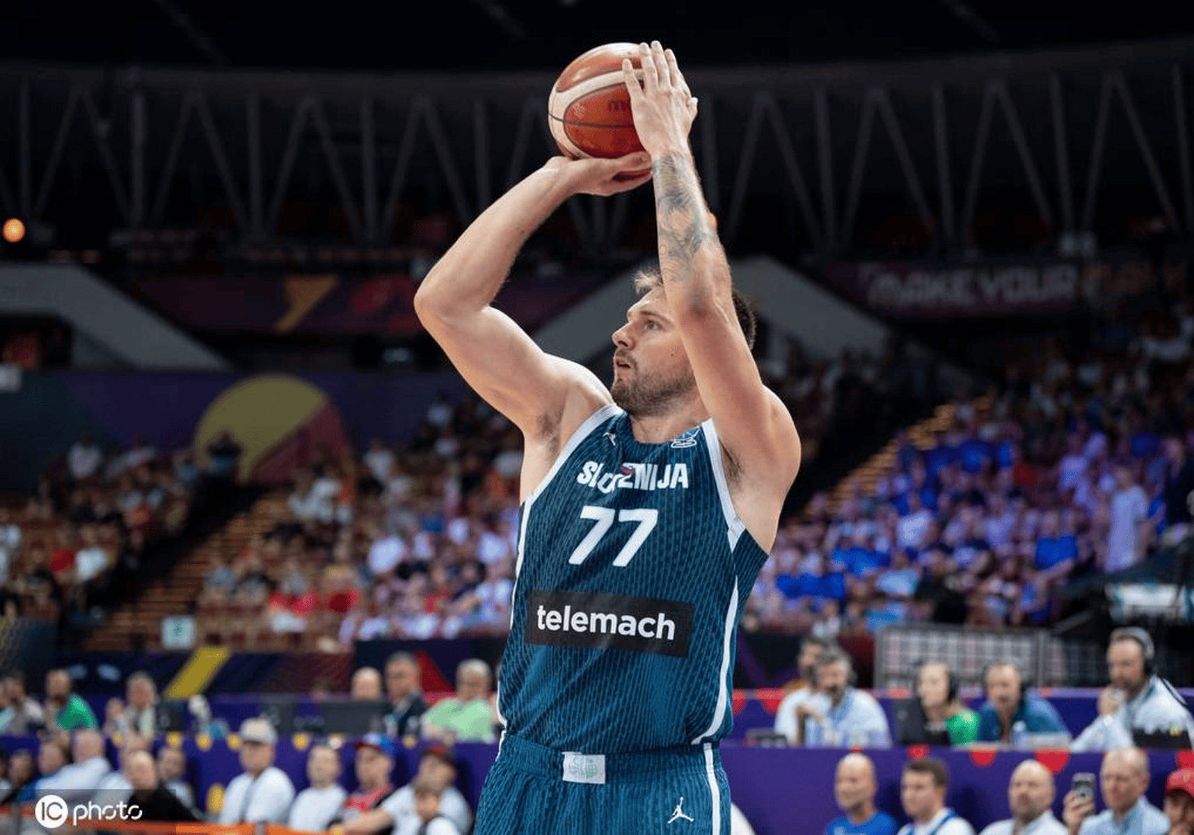 瑞士男篮成功逆转冰岛，晋级世界杯八强的简单介绍