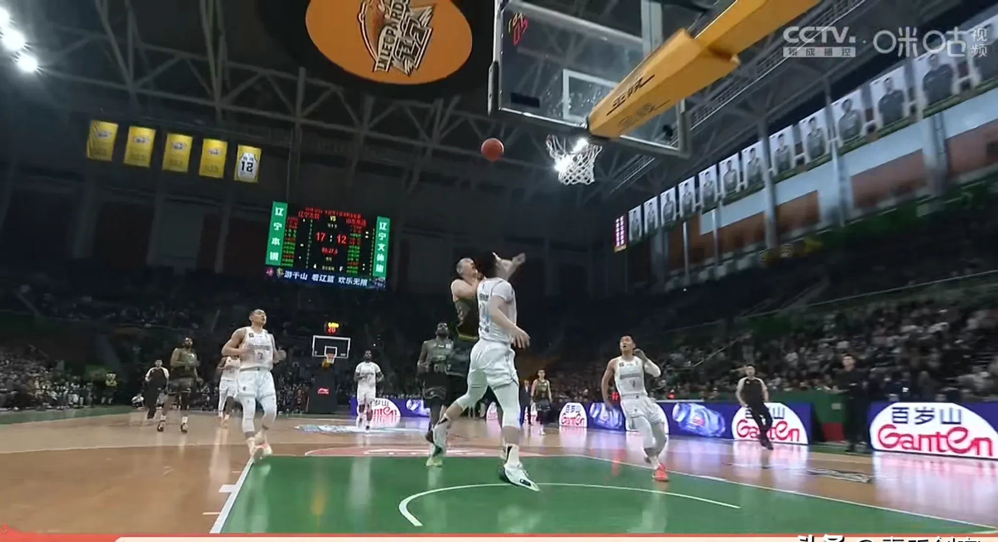 辽宁男篮高效进攻，轻松赢下强队